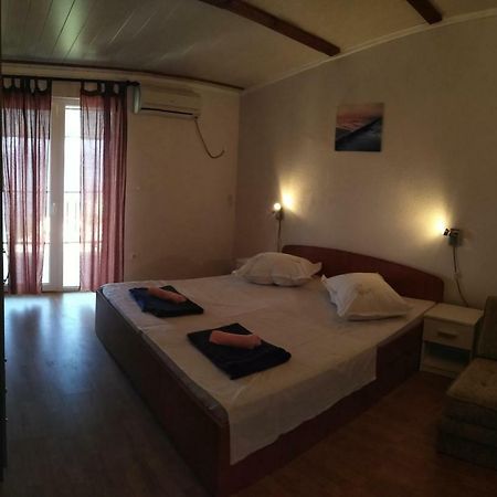 Apartman Rodic Omiš Buitenkant foto