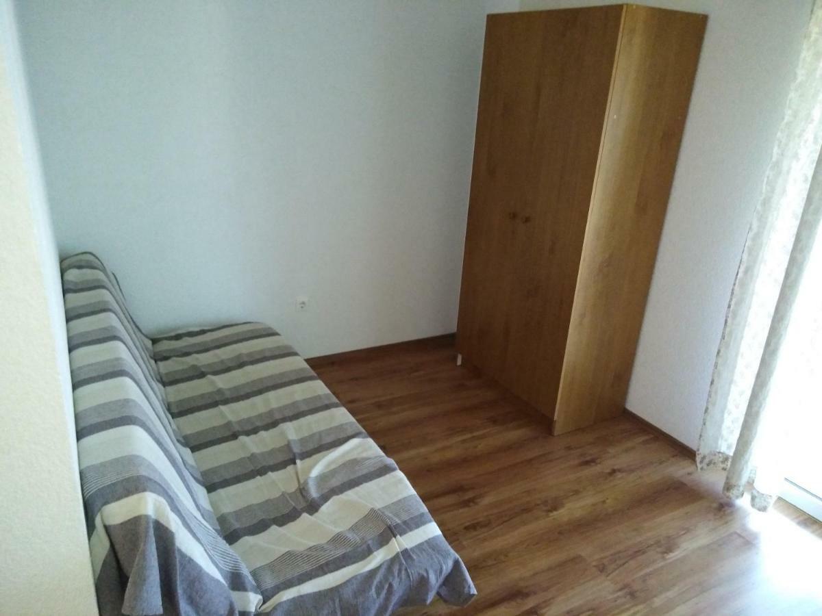 Apartman Rodic Omiš Buitenkant foto
